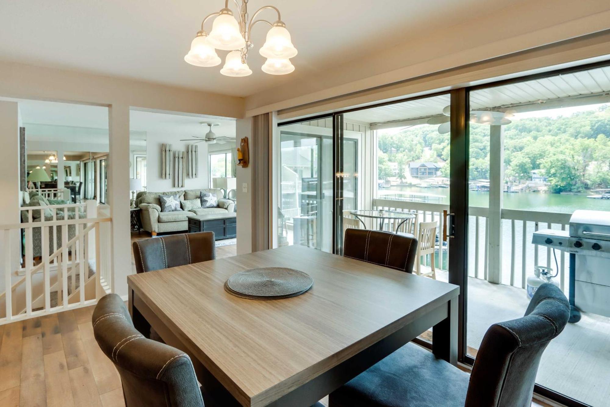 Lakefront Osage Beach Condo With Community Pool Ngoại thất bức ảnh