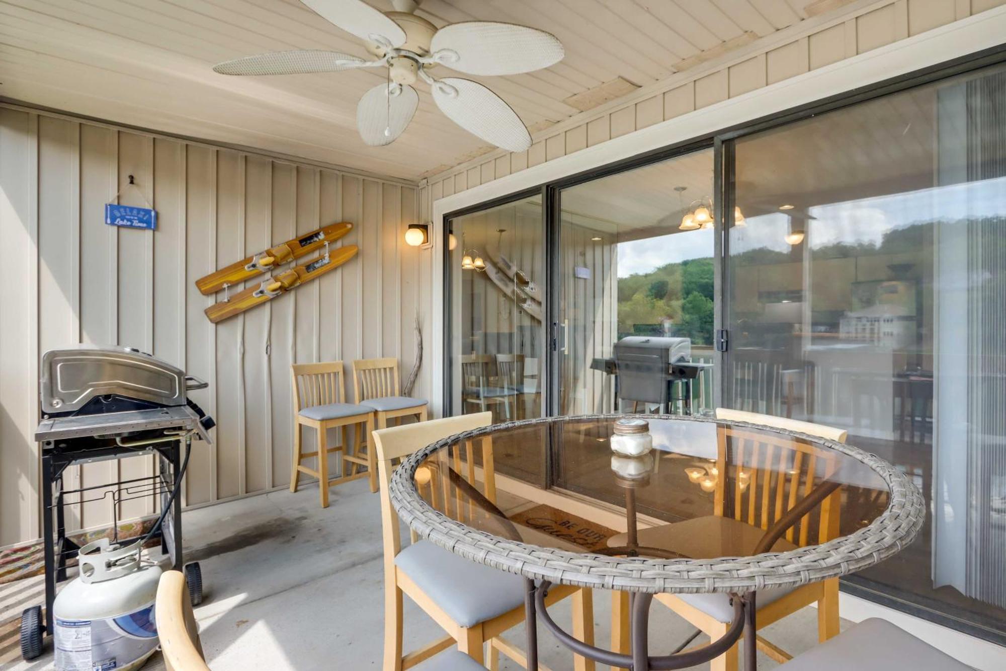 Lakefront Osage Beach Condo With Community Pool Ngoại thất bức ảnh