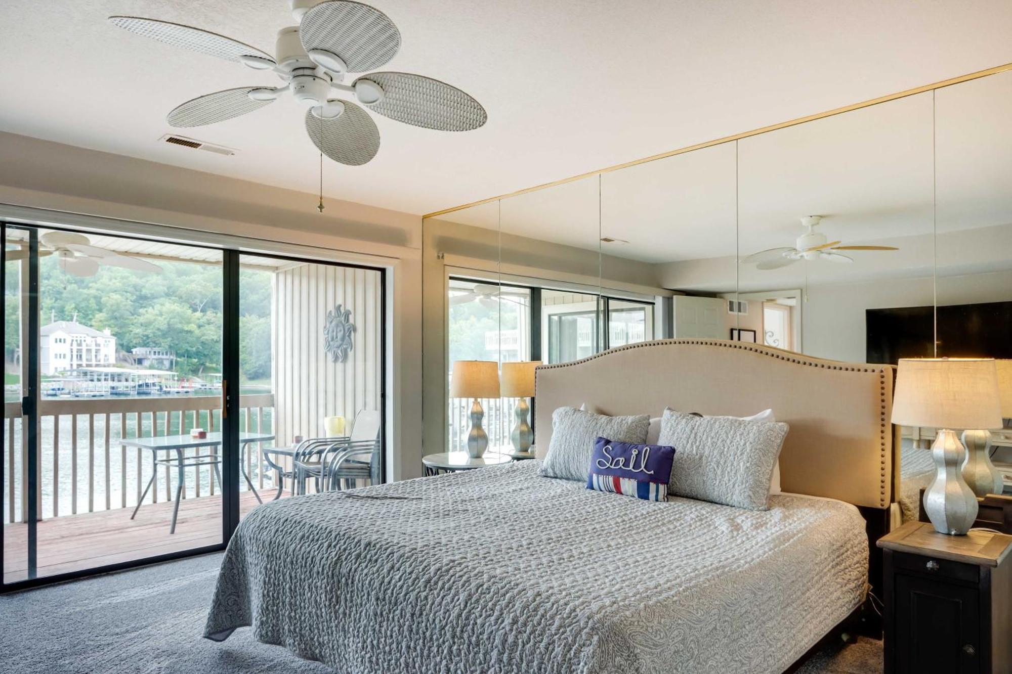 Lakefront Osage Beach Condo With Community Pool Ngoại thất bức ảnh